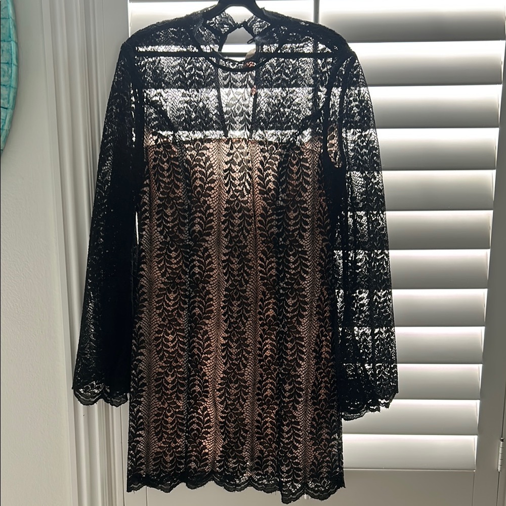 Elegant Black Lace Dress
